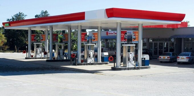 Benzina, sull'autostrada A2 in Ticino fino a 71 centesimi in più al litro: ora interviene il Sorvegliante dei prezzi