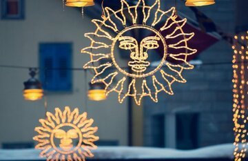 St. Moritiz dà il buon esempio e riduce l'attivazione delle luci di Natale