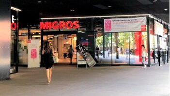 Risparmiare in Svizzera: la guida in 6 passi tra Reka-Card, Cumulus, Supercard e app anti-spreco