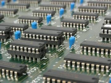 Cosa accade se la Cina attacca Taiwan? A rischio il mercato dei microchip, di nuovo