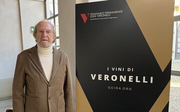 INTERVISTA L'ottima annata dei vini ticinesi. Brozzoni, Guida Veronelli: «Continuate a perseguire la perfezione»