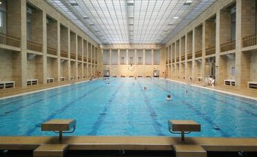 Acquapark California di Balerna chiuso di colpo: sigilli alle porte, abbonati e dipendenti nel limbo