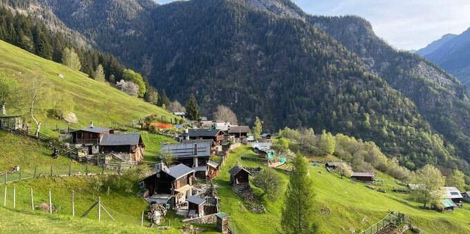 La Val Calanca, la valle dei Grigioni italiani dove si arriva anche in teleferica: 1,8 milioni di franchi in un anno per non spopolarsi