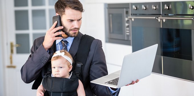 Quant'è dura essere genitori che lavorano: a meno di non vivere in Islanda o Canada