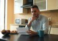 Prestito personale in Svizzera: la guida 2026 in 7 passi (il tetto sui tassi scende al 10%, ma il Ticino è il cantone dove i debiti corrono di più)
