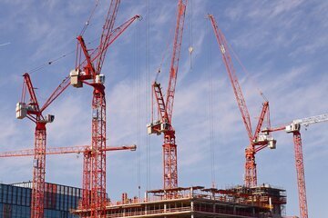 Costruire casa è sempre più un lusso: rispetto a sei mesi fa prezzi su dell'8%