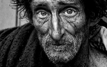Beneficenza: a chi preferiscono donare gli Svizzeri? Attenzione: al primo posto non c'è l'emergenza in Ucraina