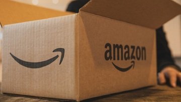 Attenzione ai prodotti contraffatti: Amazon ha bloccato 6 milioni di prodotti e 5mila marchi falsi nel 2022