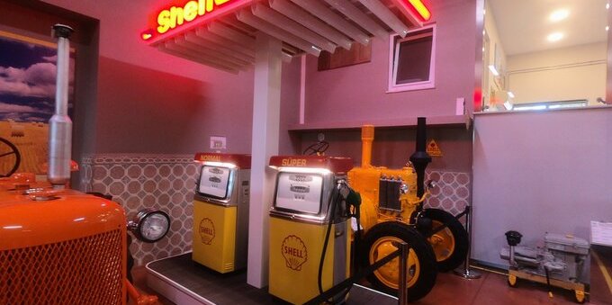 Diesel a 2,41 franchi al litro: il caro carburante spinge il Ticino a chiedere aiuto a Berna