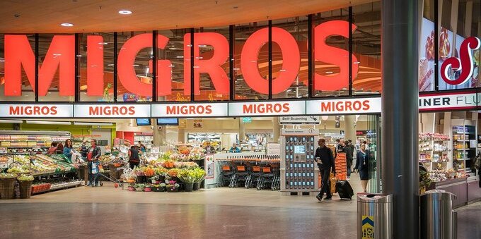Migros vuole fondere le cooperative regionali: i 103'001 soci di Migros Ticino voteranno nel 2027, servono i due terzi