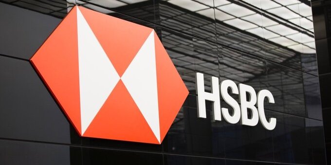HSBC: triplicato l'utile netto a 12,6 mld di dollari. Annunciato riacquisto di azioni