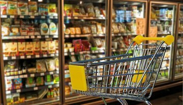 Consumi: non migliora la fiducia degli svizzeri. Pesano le incertezze sul futuro