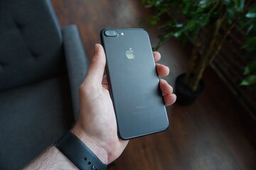 Telefonino e Wi-Fi più cari in Svizzera: dopo Swisscom anche Salt e Sunrise alzano le tariffe (fino a 2 franchi al mese). Cosa cambia in Ticino e come disdire entro 30 giorni
