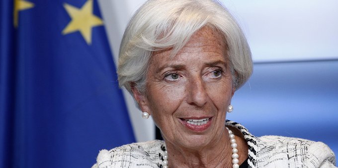 Christine Lagarde al WEF di Davos: «Prospettive 2023 migliori, ma continueremo con i tassi alti»