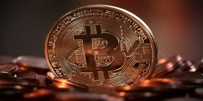 Criptovalute sovrane nelle attività criminali: nel 2022 intercettati oltre 20 miliardi di dollari illeciti
