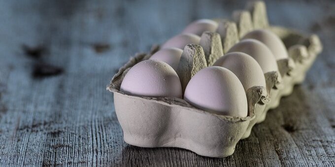 La Svizzera ha fame di uova: aumentata del 31% l'importazione dall'estero