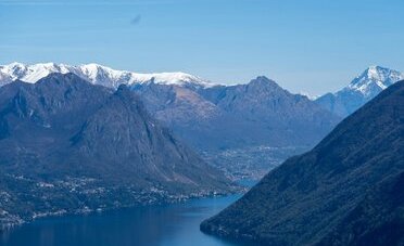 Turismo 2025: gli ospiti stranieri spendono 20.5 miliardi di franchi in Svizzera, ma l'avanzo si assottiglia a 1.2 miliardi