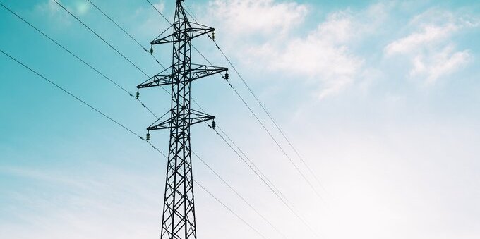 In arrivo nuovi aumenti per i prezzi dell'elettricità: dal 2024 +18% in bolletta per le famiglie