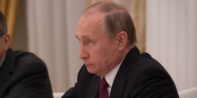 Quella scia di denaro che porta a Putin. A Zurigo, quattro banchieri accusati di averlo coperto