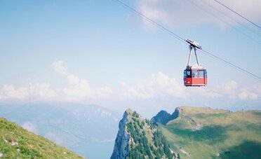 Cardada-Cimetta sopra Locarno: il panorama su Lago Maggiore in funivia — quanto costa davvero (da CHF 16)