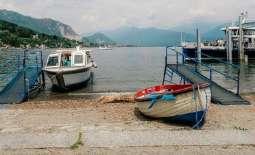 Siccità, il Lago Maggiore a un passo dal minimo storico: battelli fermi e stagione turistica sotto pressione nel Locarnese