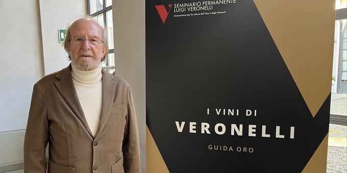 INTERVISTA L'ottima annata dei vini ticinesi. Brozzoni, Guida Veronelli: «Continuate a perseguire la perfezione»