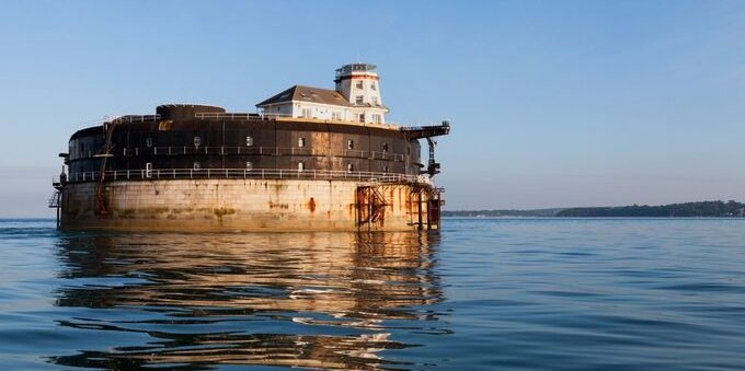 Spitbank Fort: l'isola di lusso in cemento è in vendita