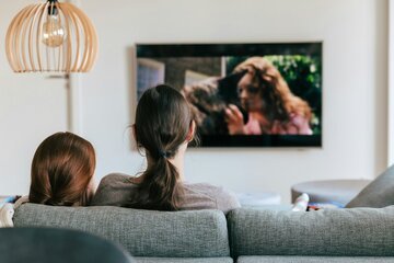 Canone radio-TV, dal 2027 si paga meno: la SERAFE scende da 335 a 312 franchi (e a 300 dal 2029), ma c'è chi può azzerarlo del tutto
