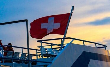 Dazi USA-Svizzera, conto alla rovescia: il 24 luglio scade l'accordo (e la Sezione 301 porta un rischio da +12,5% in più)