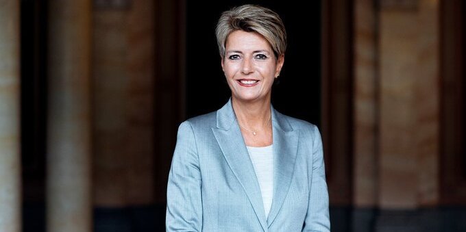 Point Zero Forum: Keller-Sutter inaugura a Zurigo la conferenza fintech