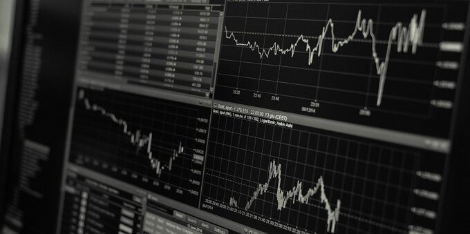 Chiusura borsa svizzera incerta. Tengono le europee, Wall Street apre in ribasso
