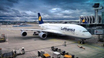 Vendita Ita Airways, Lufthansa presenta l'offerta per il 40% delle quote
