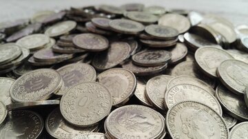 Fondi russi nelle banche svizzere? Si stima siano 170 miliardi. Ora sono congelati