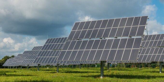 Energia, nel 2027 il fotovoltaico supererà il carbone. E il merito è anche (purtroppo) della guerra