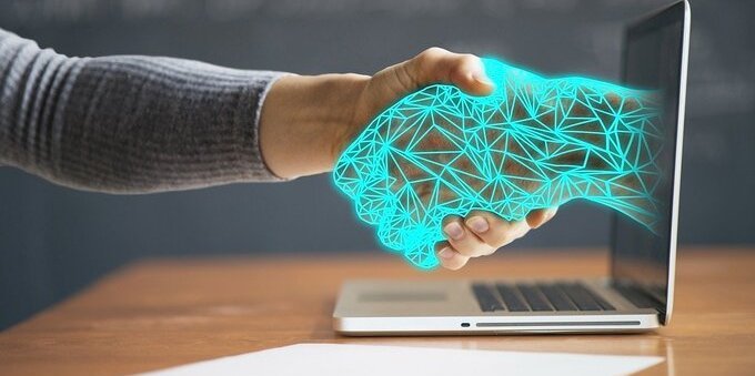 Il padrino dell'intelligenza artificiale lascia Google e avverte: «Ora posso raccontare la verità»