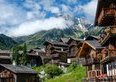 Bosco Gurin, il paese che in Ticino parla tedesco: è candidato a "villaggio svizzero dell'anno" (e si vota fino al 27 luglio)