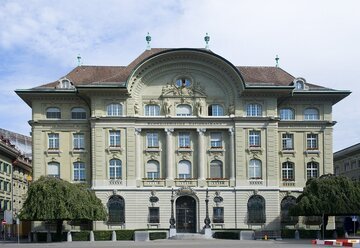 La Bns prova a frenare l'aumento dei prezzi: tassi invariati e politica monetaria espansiva