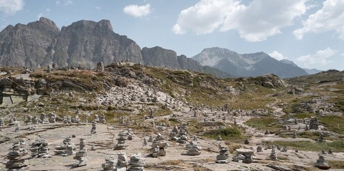 San Bernardino scommette 500 milioni di franchi per diventare la «nuova Zermatt» dei Grigioni italiani: pernottamenti +85% in tre anni, ecco quanto costa andarci oggi