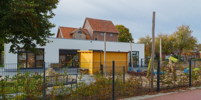 Nido, doposcuola e colonie: i tre contributi cantonali che si cumulano e la deduzione da 26'200 franchi per figlio