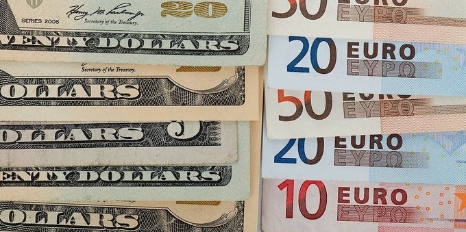 Euro in gran recupero: guadagna sul franco e avvicina la parità col dollaro