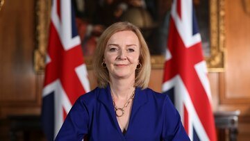 Liz Truss si è dimessa. Fatale il piano fallimentare del taglio delle tasse