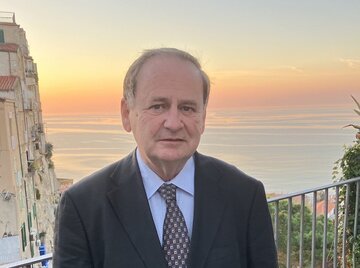 INTERVISTA Il piano strategico di Credit Suisse tra tagli al personale e subentro della Snb. Barone-Adesi, Usi: «Un'ottima mossa»