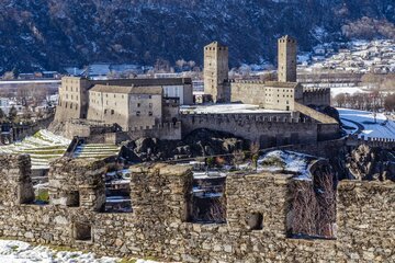 Cassis lunedì a Bellinzona dal Consiglio di Stato: i 6 dossier sul tavolo, dal vertice OSCE di Lugano in dicembre alla perequazione finanziaria