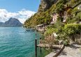 Gandria, il borgo di pescatori senza auto sul Ceresio: si arriva a piedi (gratis) lungo il Sentiero dell'olivo o in battello, e una giornata sul lago costa pochissimo