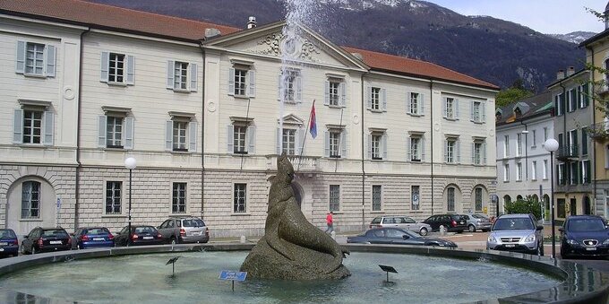 Sussidi cassa malati in Ticino, dal 2027 fino a 8'000 beneficiari in più: la prima tappa costa 38 milioni l'anno