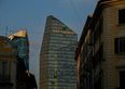 Stablecoin in Svizzera 2026: arriva il franco digitale di UBS e 5 banche, mentre la stretta MiCA cancella USDT dagli exchange europei (cosa cambia per chi compra dalla CH)