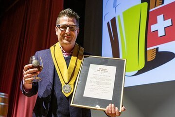 Il ticinese Giuliano Genoni è stato insignito dell'Ordine della birra d'oro