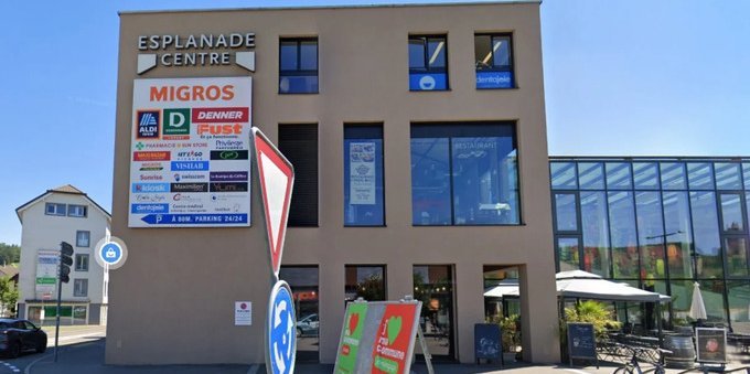 Una notte difficile per un'anziana: dimenticato il cellulare, costretta a trovare rifugio