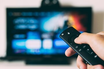Canone radio-TV per le imprese: 60 fasce dal 2028 e la soglia che sale a 1.2 milioni, cosa cambia per le aziende ticinesi