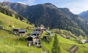 La Val Calanca, la valle dei Grigioni italiani dove si arriva anche in teleferica: 1,8 milioni di franchi in un anno per non spopolarsi